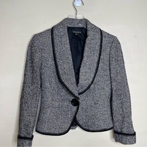 Tahari wool blazer size 2